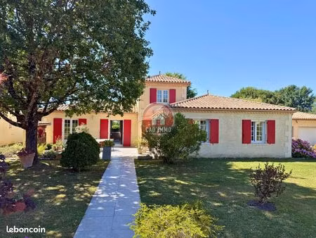maison 5 pièces 130 m²