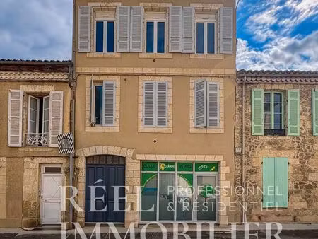 immeuble 7 pièces 243 m²