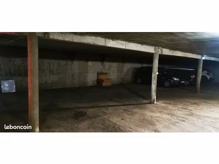 place de parking sous sol
