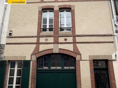 maison de ville 7 pièces 151 m²