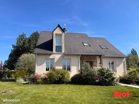 pavillon 7 pièces 130 m²
