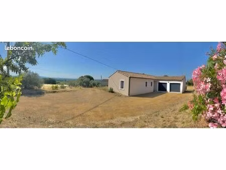 villa récente avec double garage  magnifique vue à la liviniere