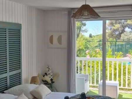 studio meublé 22m2 vue piscine résidence sécurisée idéal étudiant