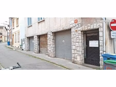 garage fermé 18 m2 métro marengo