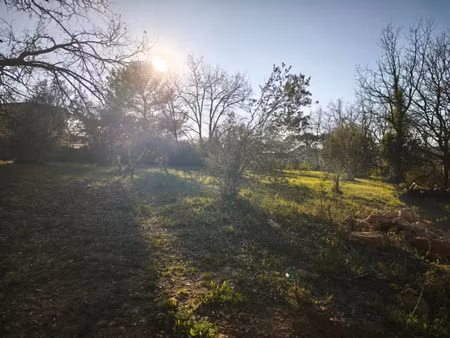 vente terrain 1766 m² à brignoles (83170)  180 000 €