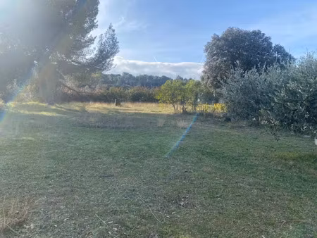 vente terrain 770 m² à charleval (13350)  180 000 €