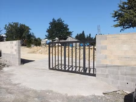 terrain de stockage sécurisé à louer