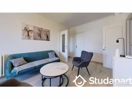 chambre 1 pièce 10 m²