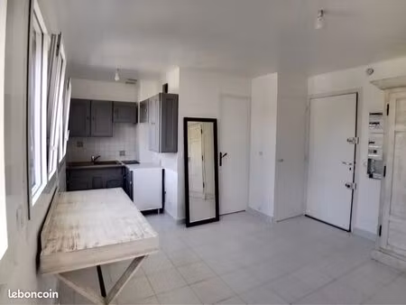 studio 1 pièce 20 m²