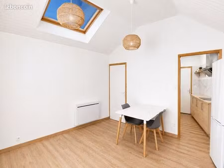 t2 rdc lumineux 34 m² en plein cœur de pont-audemer