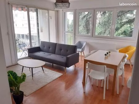 appartement meublé 90m² - 4 chambres – 1 place de parking - balcon – 100m du tram