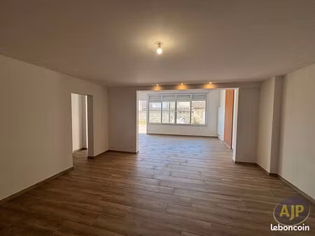 appartement 3 pièces 84 m²