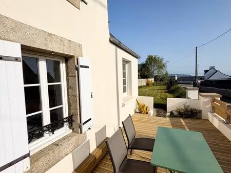 maison 3 chambres  vue mer   jardin clôturé