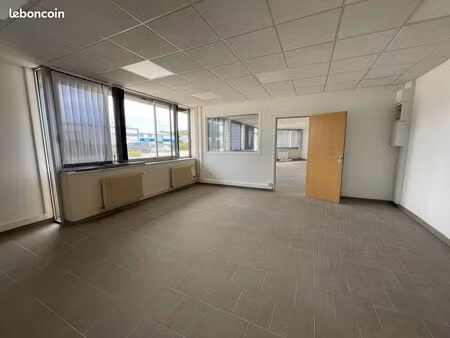 bureau 50 m²