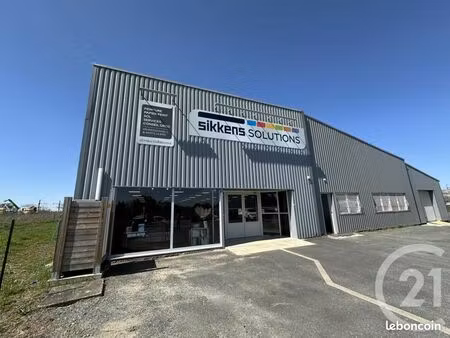 commerce 670 m²
