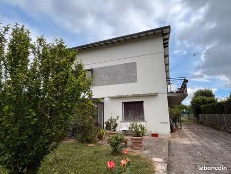 maison 7 pièces 142 m²