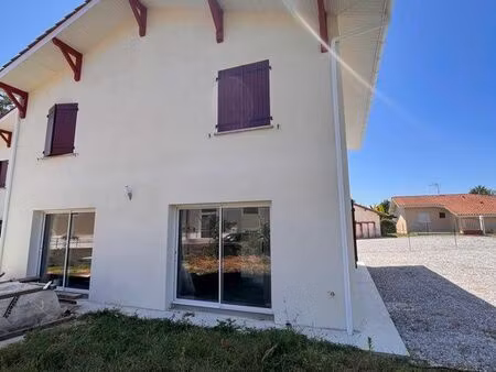 maison f6 de 135m2 de 2023