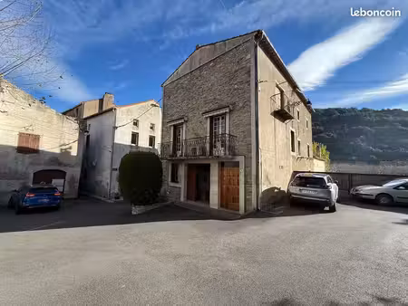 maison 5 pièces 166 m²