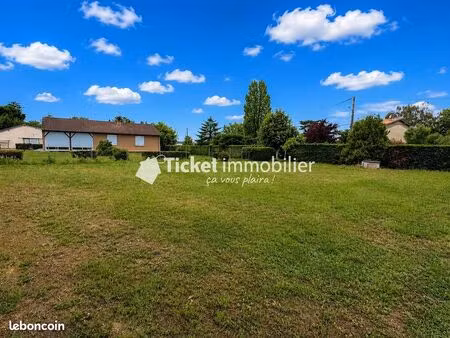 terrain 617 m² cugnaux