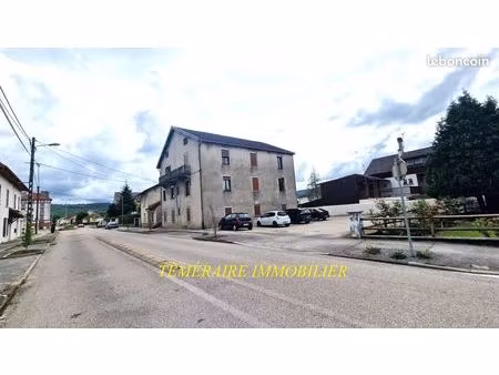 immeuble 360 m² champagnole