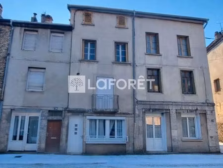 immeuble 10 pièces 100 m²
