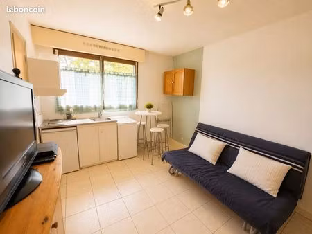 studio 1 pièce 16 m²