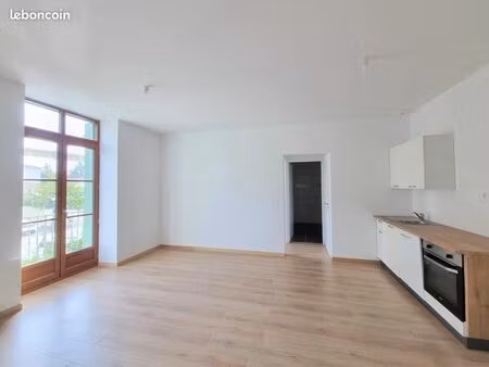 appartement 3 pièces 54 m²