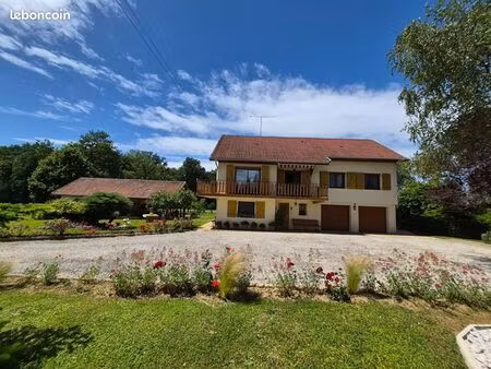 maison 5 pièces 149 m²