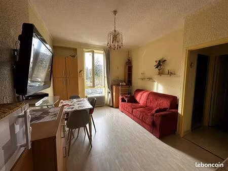 studio 1 pièce 26 m²