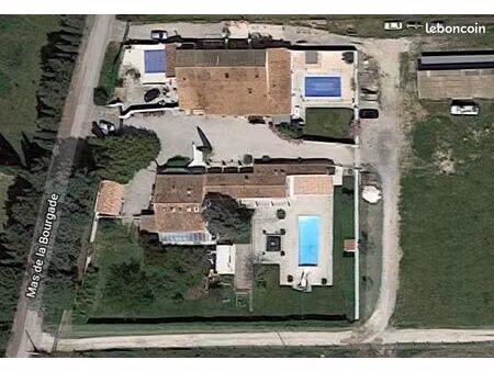 complexe immobilier 3 villas + 3 appartements locatifs 70 m²+ jardin