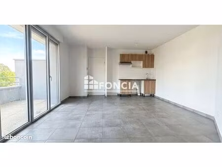 appartement 3 pieces avec terrasse et parking sous sol
