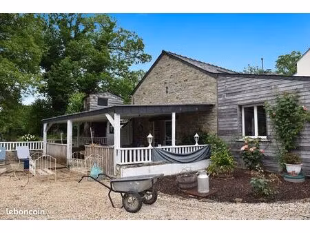 longère 6 pièces 135 m²