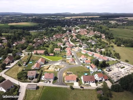 terrain à bâtir de 783m² à rans 39700