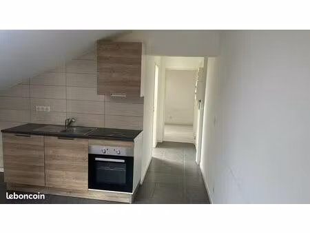 charmant t2 isolé  rénové et lumineux  proche centre