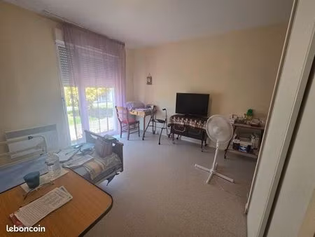 studio 1 pièce 26 m²