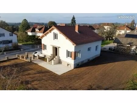 maison rénovée et bureaux de 200 m²/ 185 mètres carrés loi boutin climatisés sur 3 niveaux