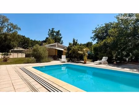 maison 7 pièces 145 m²
