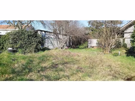 vente terrain 1940 m² à blanquefort (33290)  282 150 €
