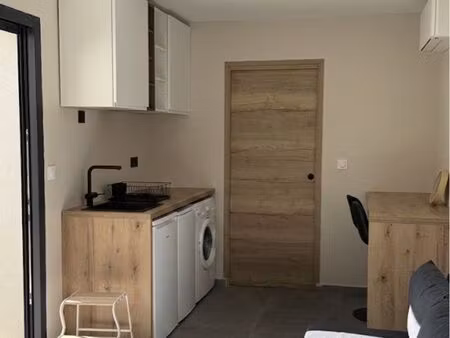 studio meublé - climatisé 20m2