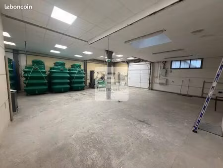 bureaux 344 m² laudun-l'ardoise