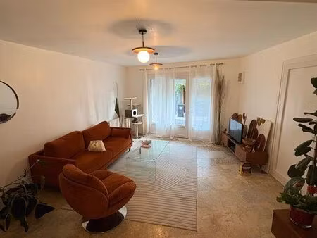 t2 rénové 55m2
