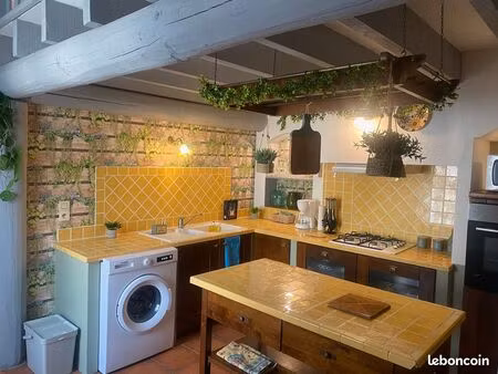 a louer f1 en duplex meublé