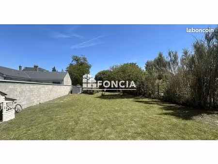 maison de 80 m2 sur sous-sol complet  proche loire et toutes commodités  parcelle construc