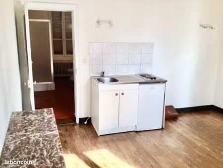 studio centre-ville montargis