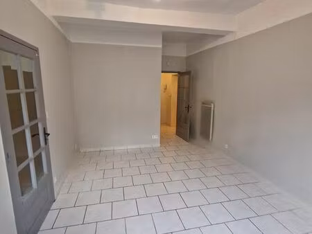 appartement une chambre - centre village