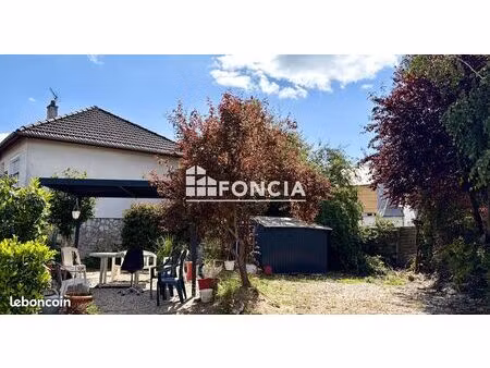 bourg de st-denis-en-val - maison 112m2  3 chambres avec grand jardin