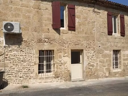 maison village à beauvoisin