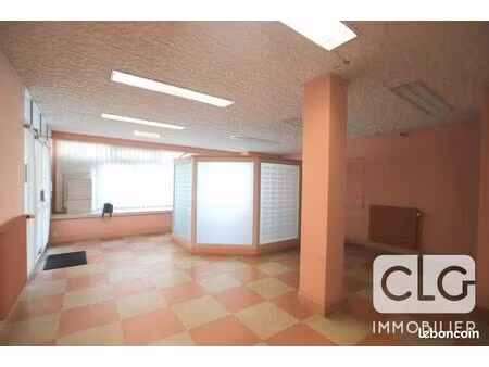 local 130 m² douarnenez
