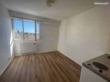 studio 1 pièce 16 m²