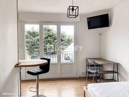 studio 1 pièce 17 m²